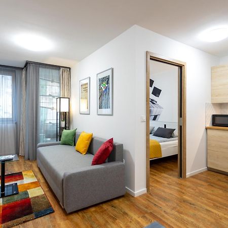 Downtown Cube Apartment Budapeste Exterior foto