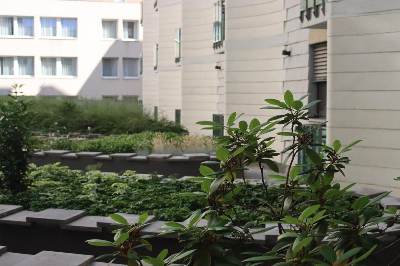 Downtown Cube Apartment Budapeste Exterior foto