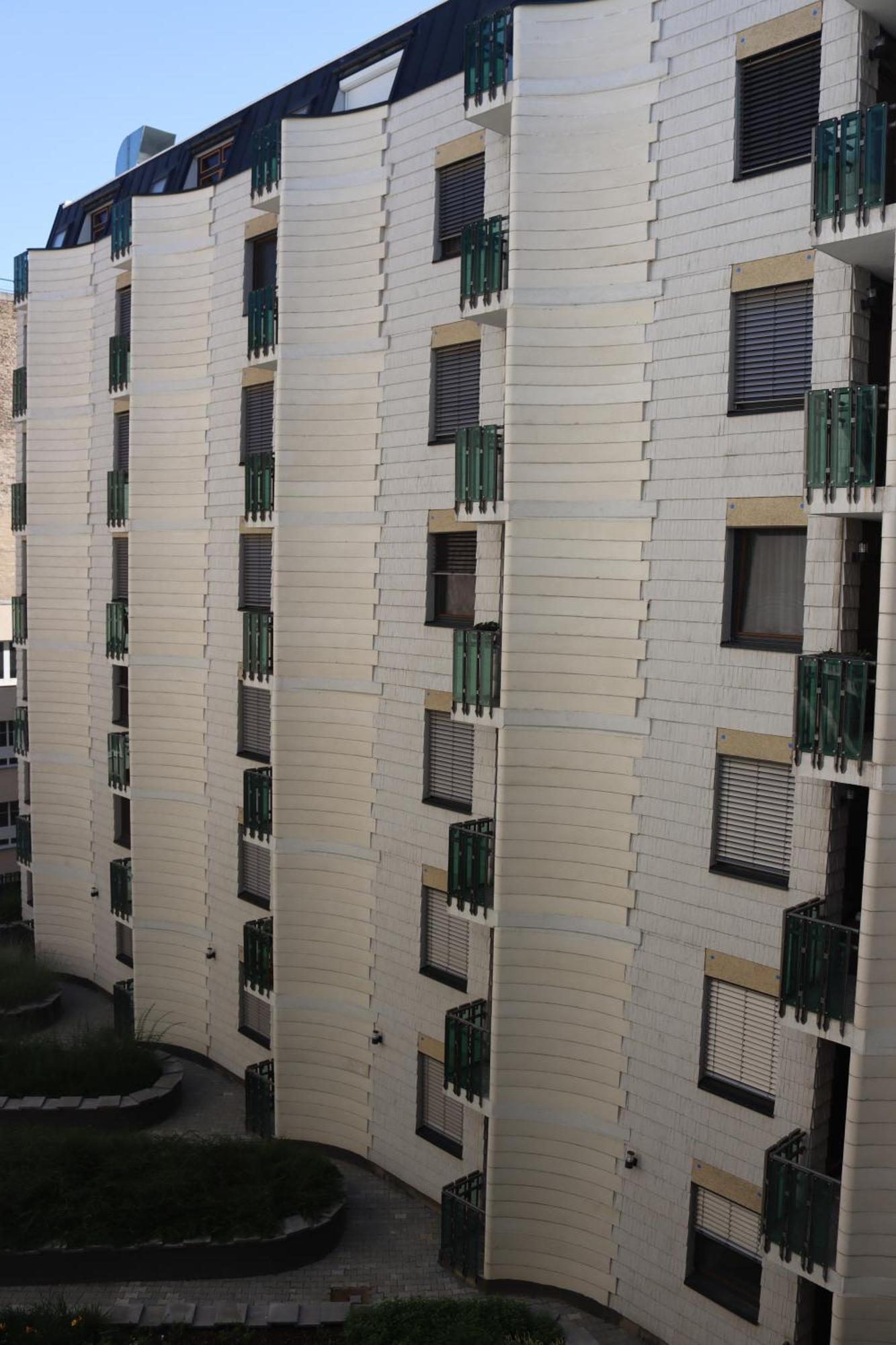 Downtown Cube Apartment Budapeste Exterior foto